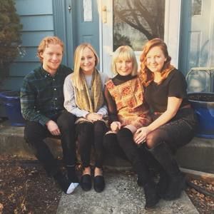 Meet your Posher, Carly